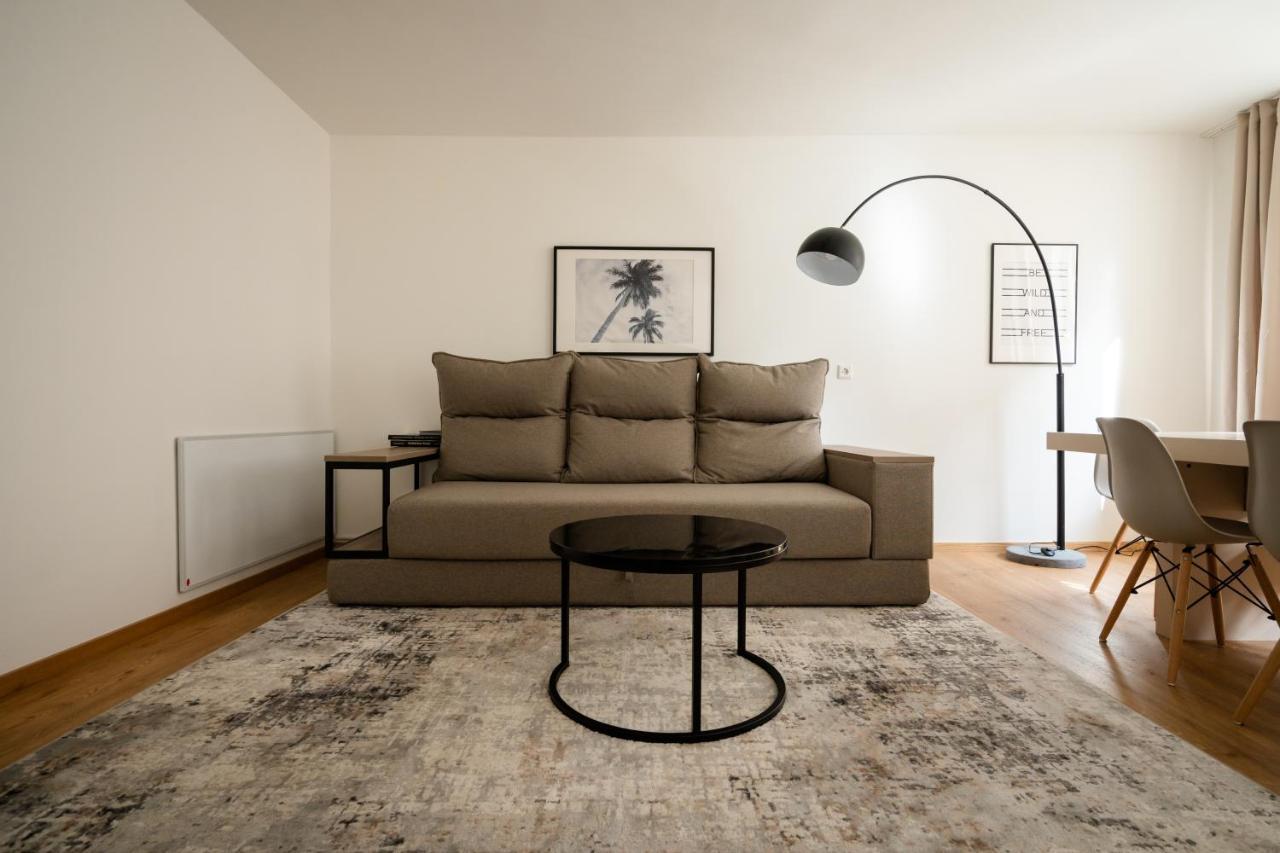 Old Town Apartment 2 Rooms/Baths Dusseldorf Bagian luar foto